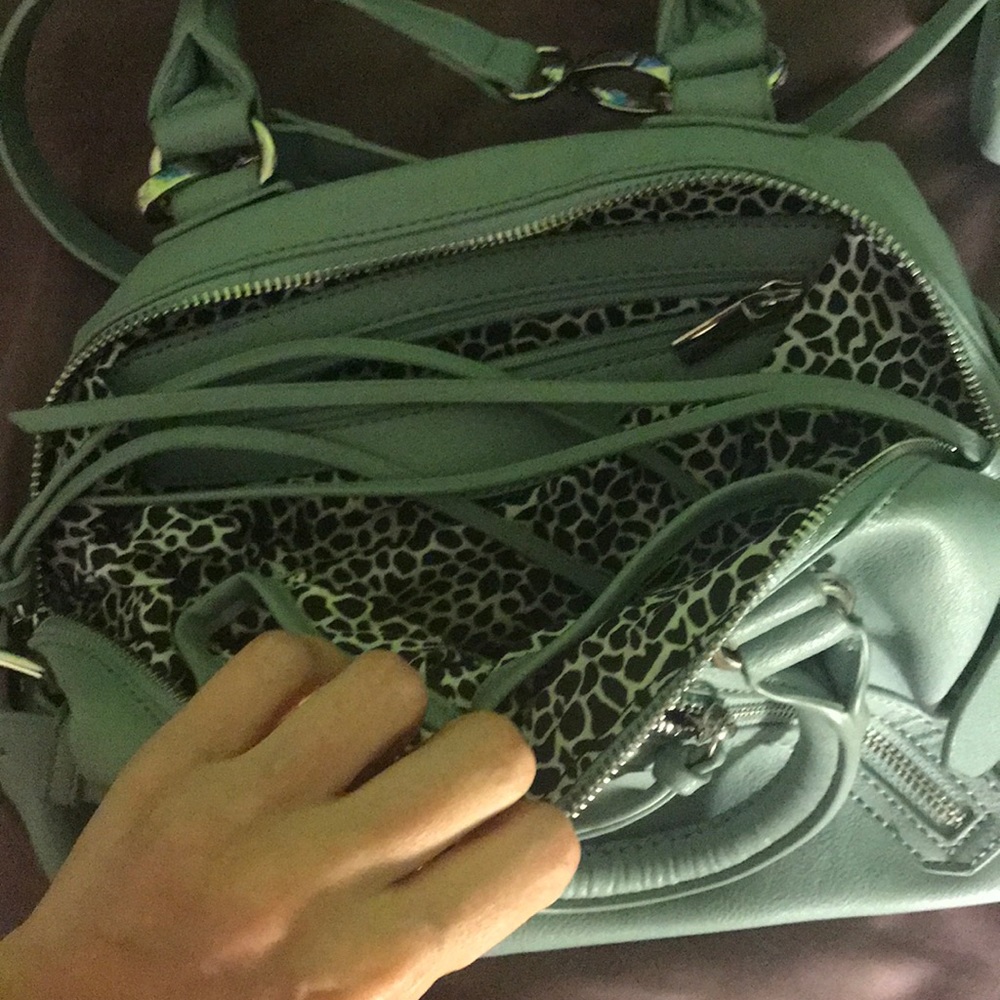 Purse - Picture 3 of 3